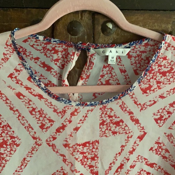 3/$28 Cabi abstract print Coquertte tee top blouse - Picture 7 of 11